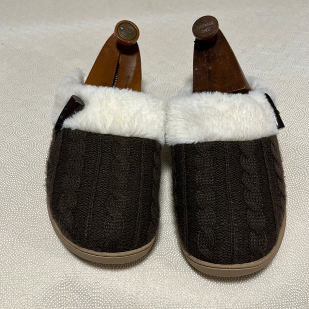 Homitem Black slipper Memory Foam Fleece Lining Size Large US 9-10